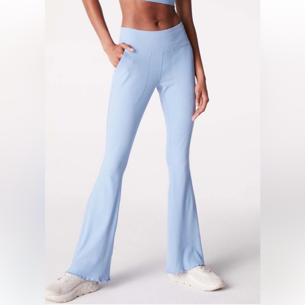 Outdoor Voices SuperForm Rib Flare Pant